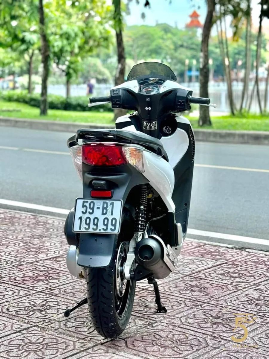 SH150i Nhập Ý 2011 - BSTP Vip B1.19999 - Nhất Ngôn Cửu Đỉnh