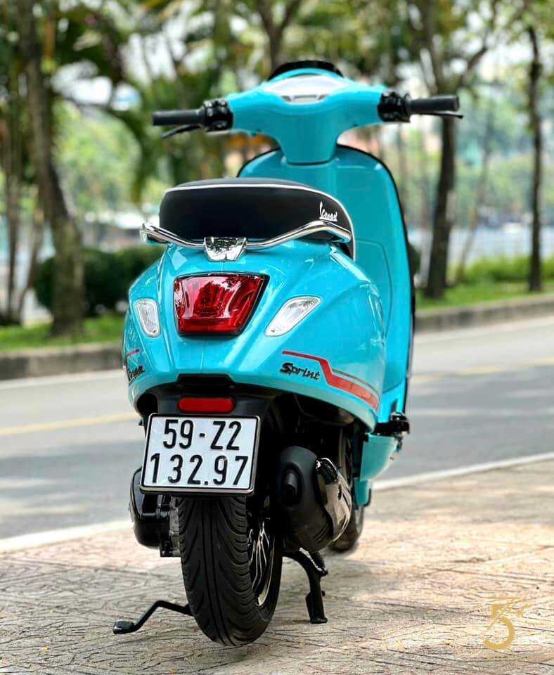 Vespa Sprint125 ABS T12/2016 đèn LED biển số may mắn