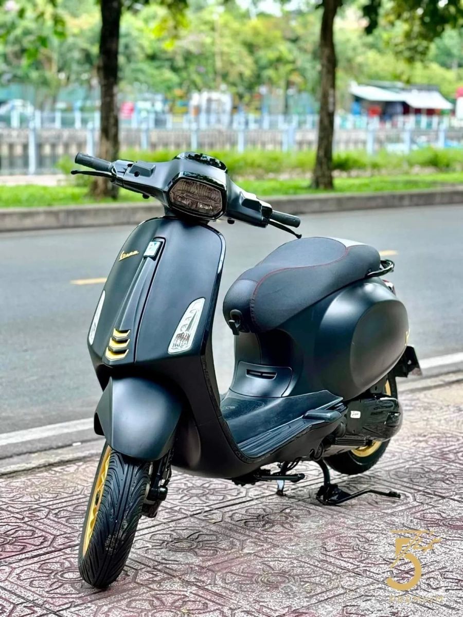 Vespa Sprint mang phong cách khỏe khoắn