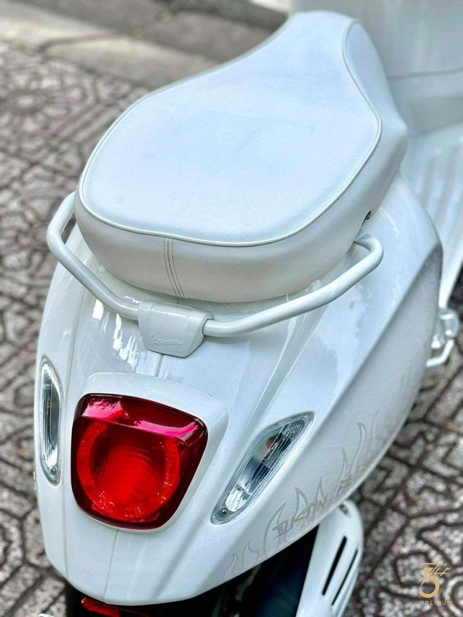 Đèn xe máy Vespa GTS 150 full Led