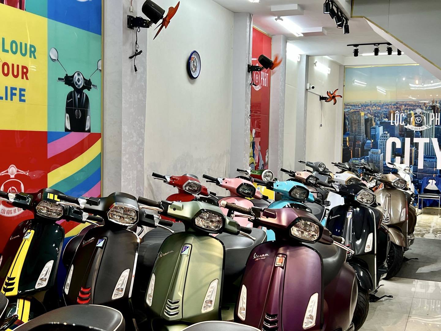 Xe Vespa đời cũ đa dạng về kiểu dáng