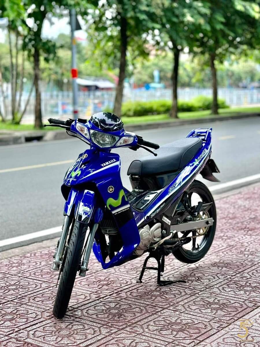 Kiểu dáng phong cách thể thao của Yamaha 125ZR