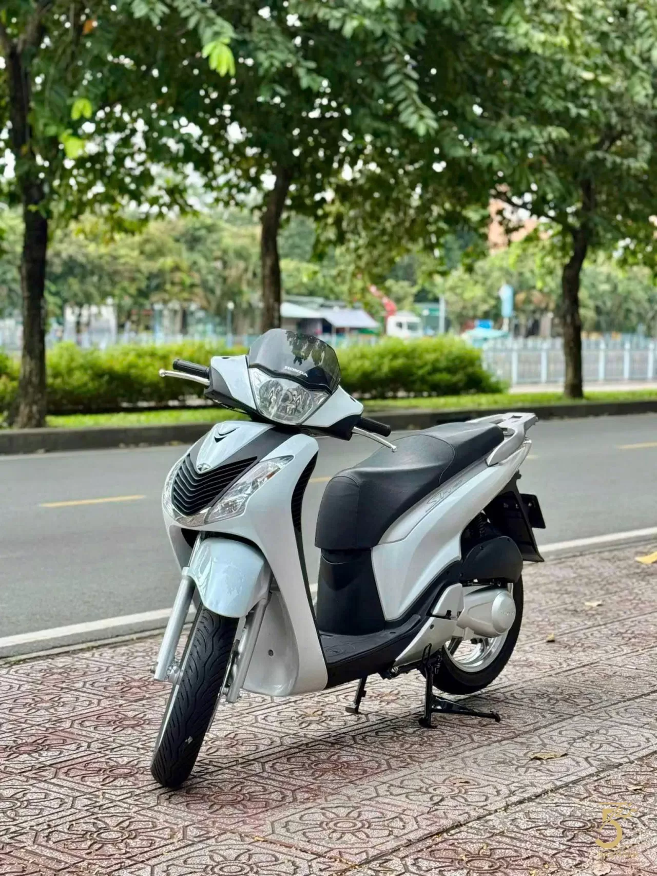 SH150i nhập Ý 2011