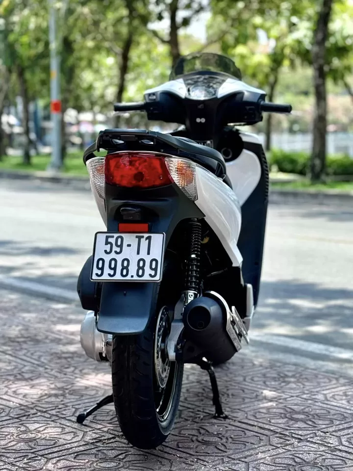 SH150i nhập Ý 2012