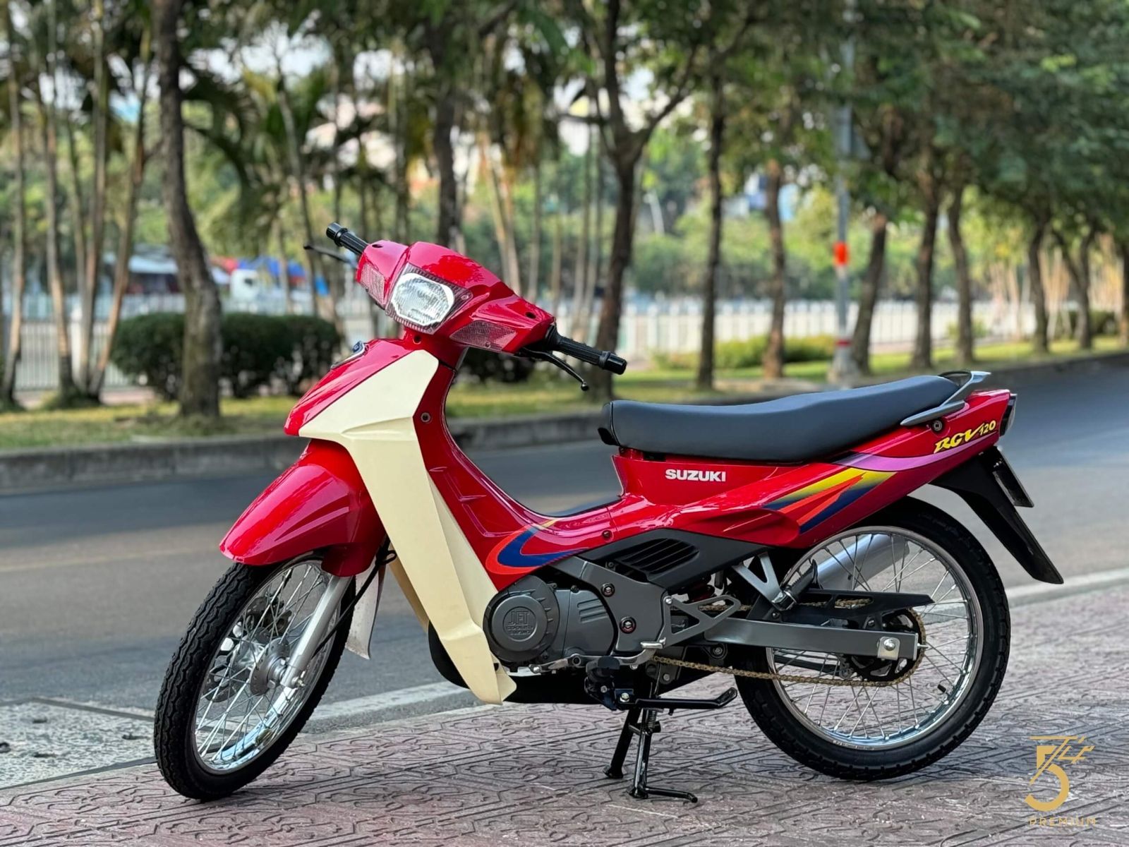 Suzuki Sport 125