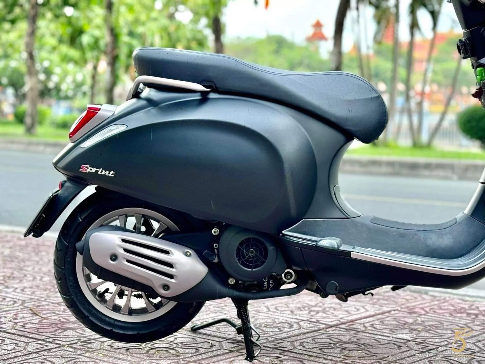 Vespa Sprint ABS lái siêu êm ái