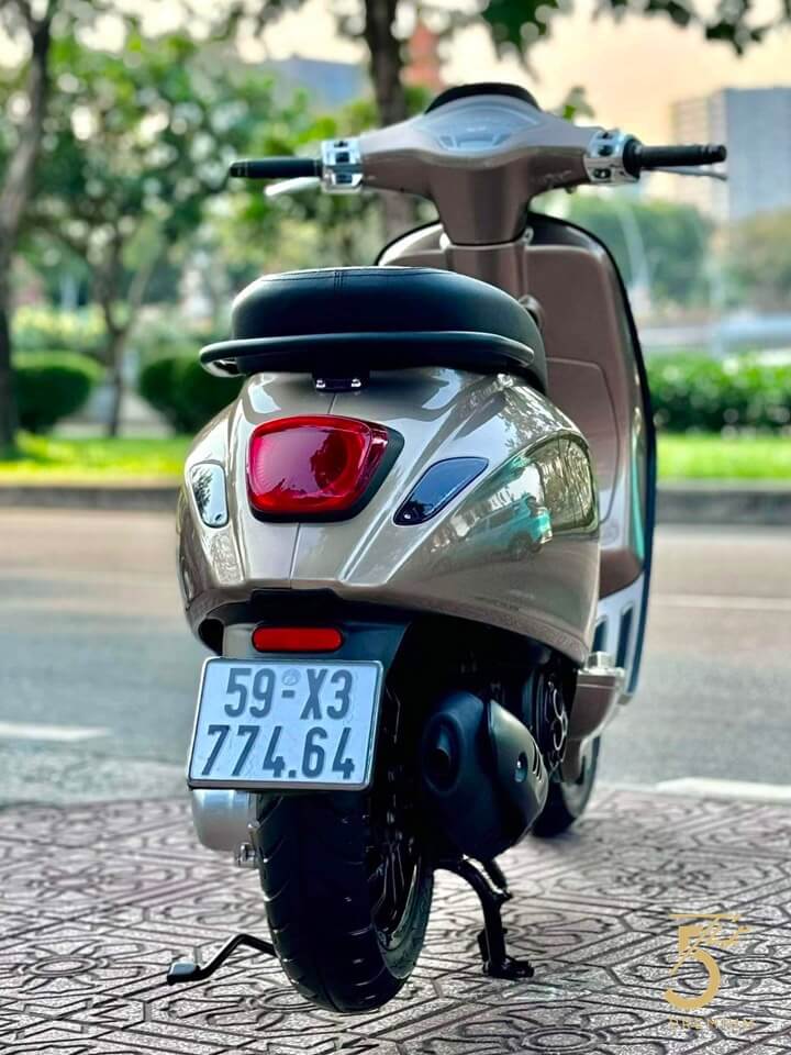 Xe Vespa Sprint 150 2022 full new TFT màu sắc ấn tượng