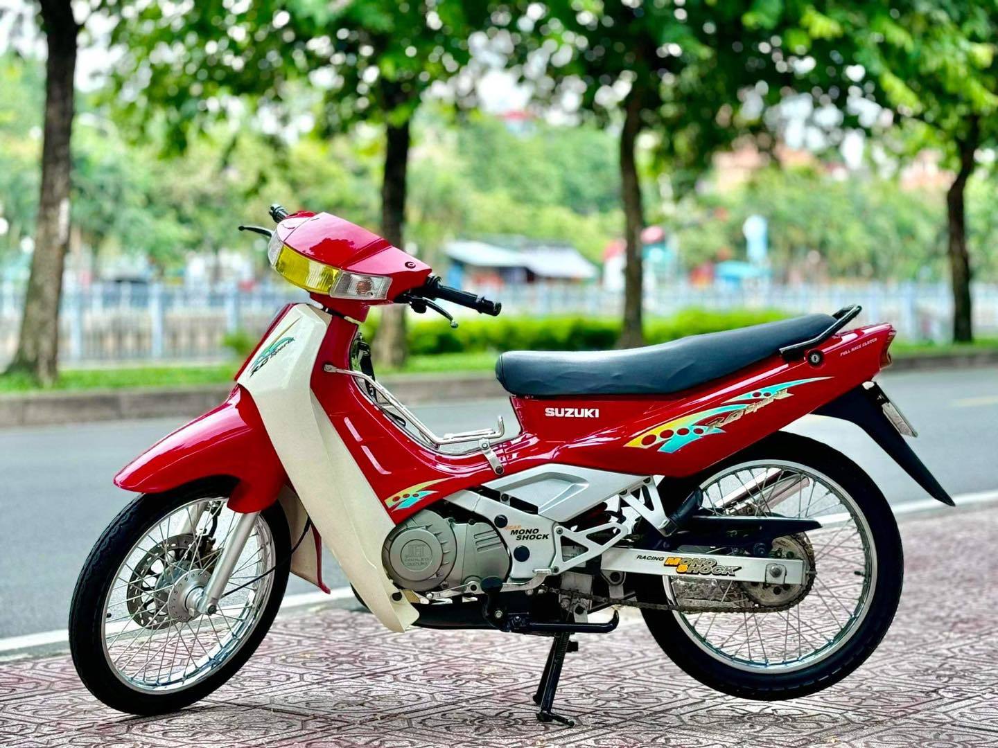 Phân biệt Suzuki Xipo 1 càng và 2 càng